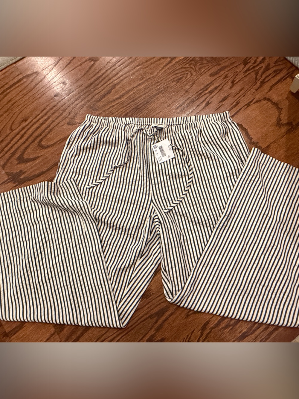 American Eagle wide leg pull on pants